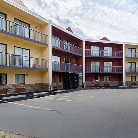 Quality Inn & Suites Вустер Екстер'єр фото