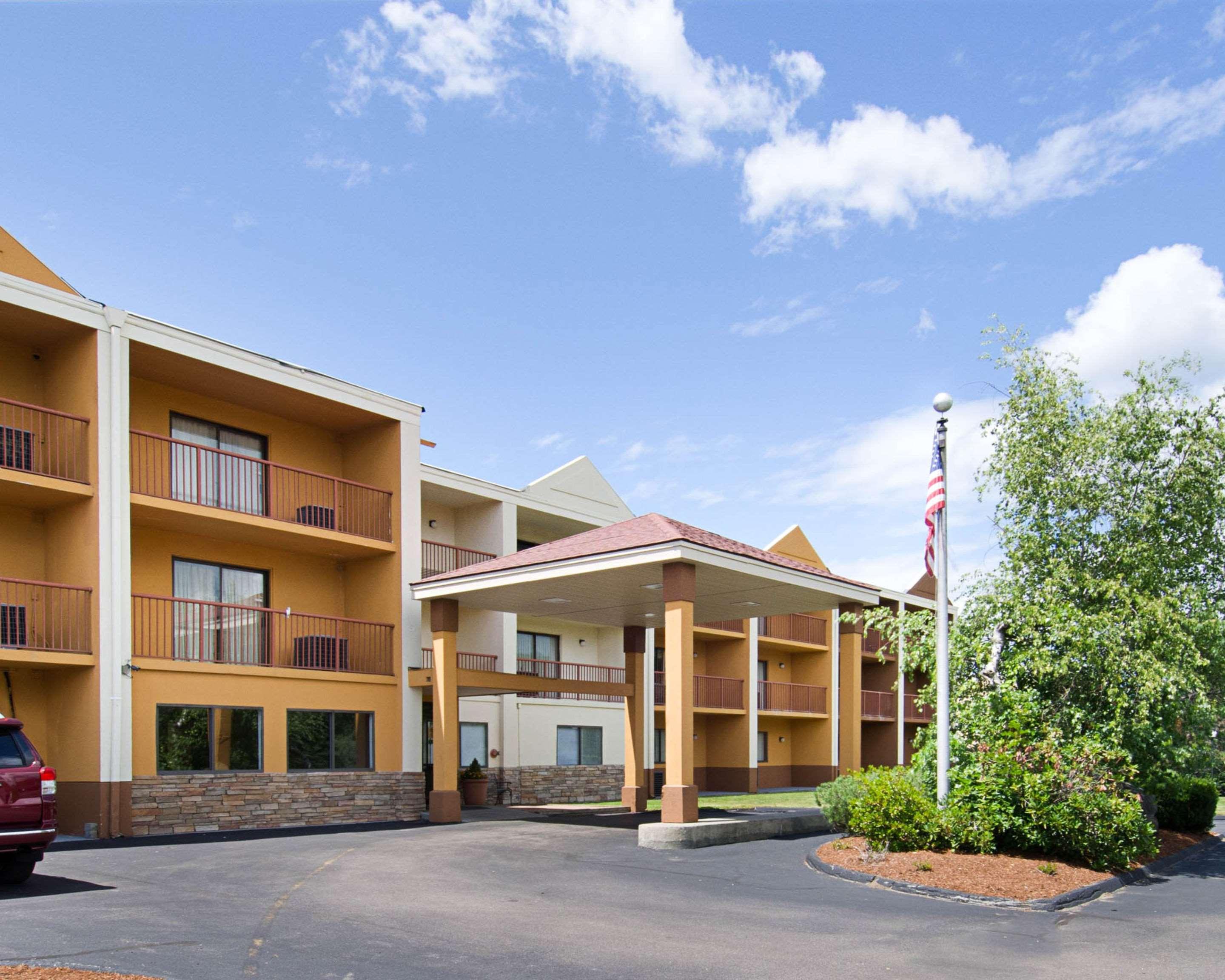 Quality Inn & Suites Вустер Екстер'єр фото